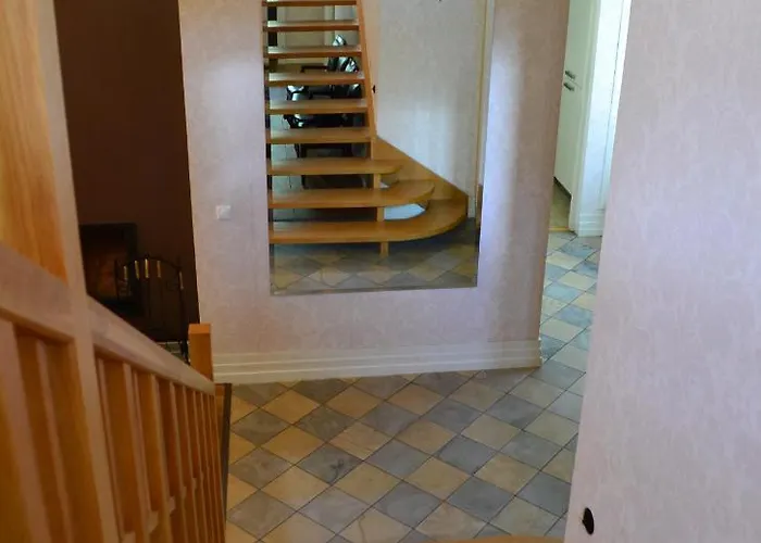 Puhkemaja Lodja Jahimaja PARNUMAA